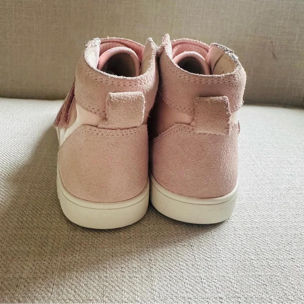UGG Kids Blush Pink Glitter High-Top Sneaker size 2 Youth